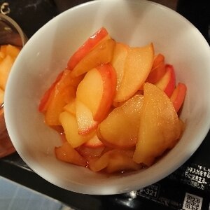 簡単  フライパンで煮りんご